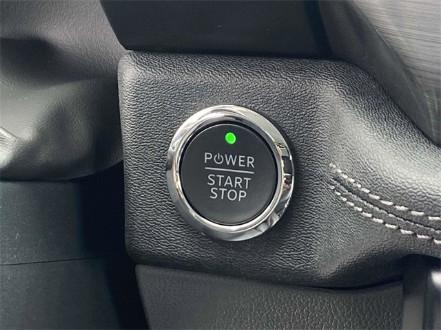 2025 Ford F-150 Lightning photo 9