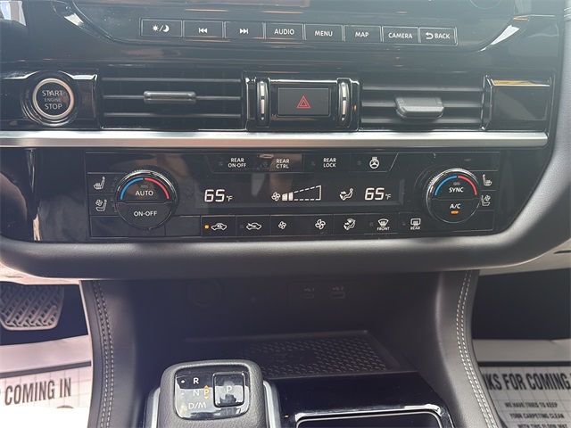 2023 Nissan Pathfinder Platinum photo 28