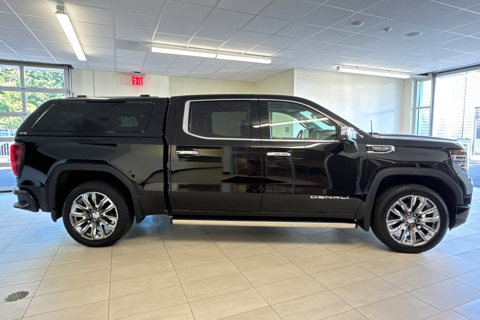 2023 Gmc Sierra 1500 Denali photo 2