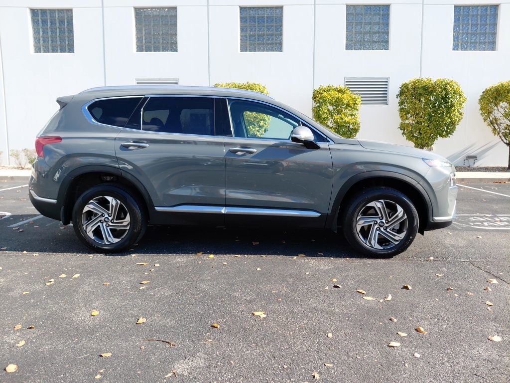 2022 Hyundai Santa Fe SEL Premium photo 4