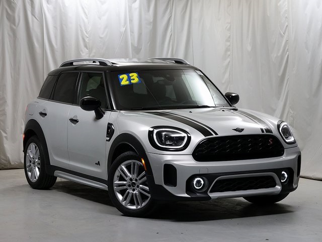 2023 MINI Countryman S's photo