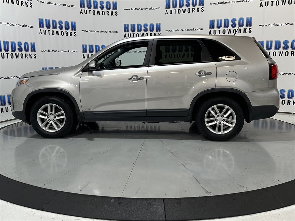 2015 Kia Sorento LX photo 3