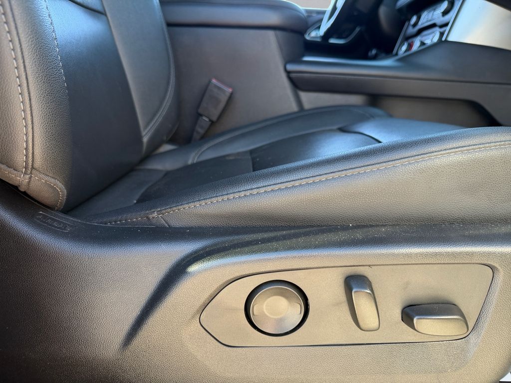 2022 Chevrolet Tahoe Z71 photo 14