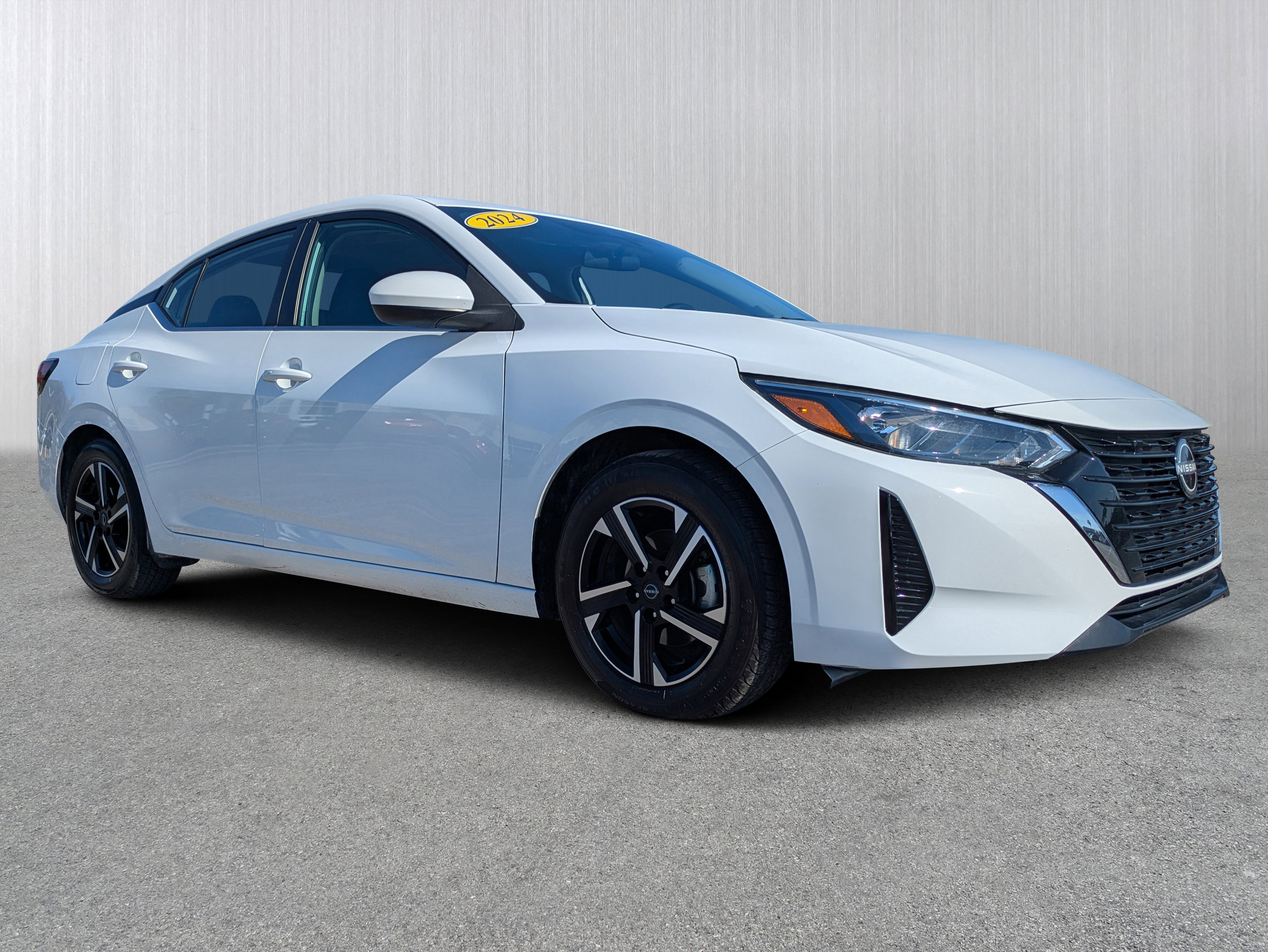 2024 Nissan Sentra SV's photo