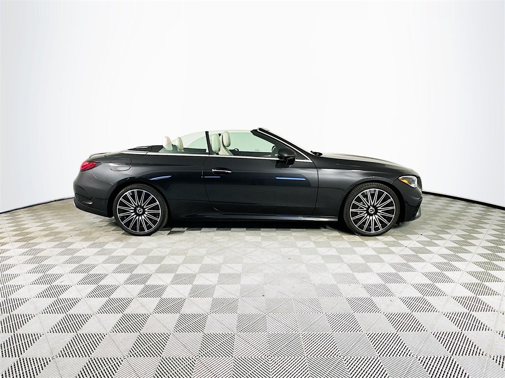 2026 Mercedes Benz CLE 300 4MATIC Cabriolet photo 8