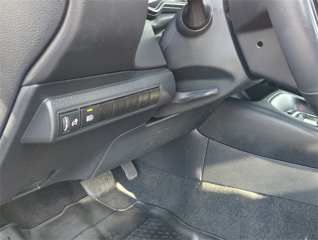 2024 Toyota Corolla SE photo 4