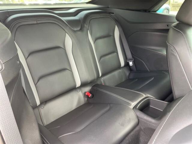 2021 Chevrolet Camaro 2LT photo 10