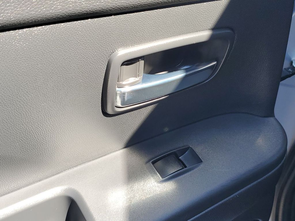 2017 Mitsubishi Outlander Sport SE photo 32