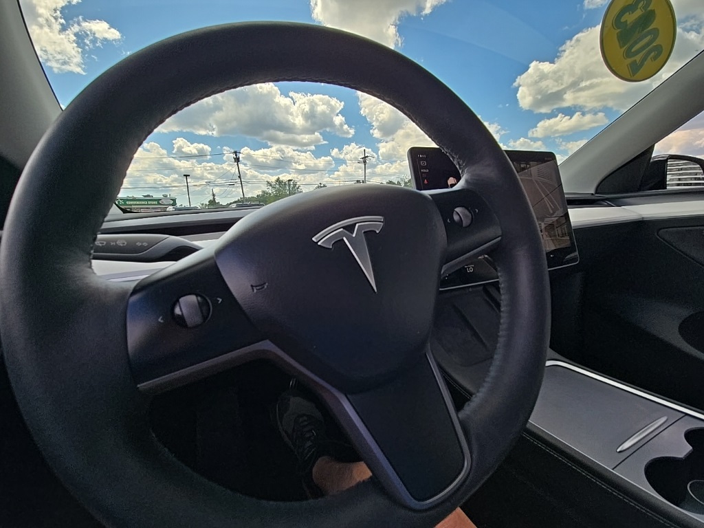 2023 Tesla Model Y Long Range photo 26