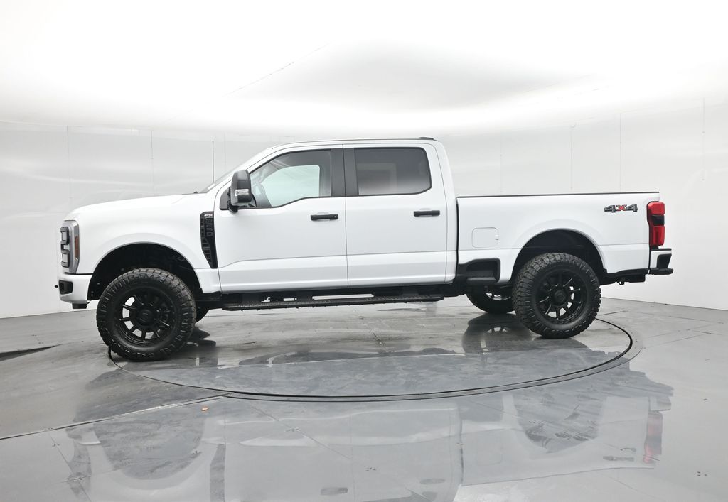 2025 Ford F-250 photo 24