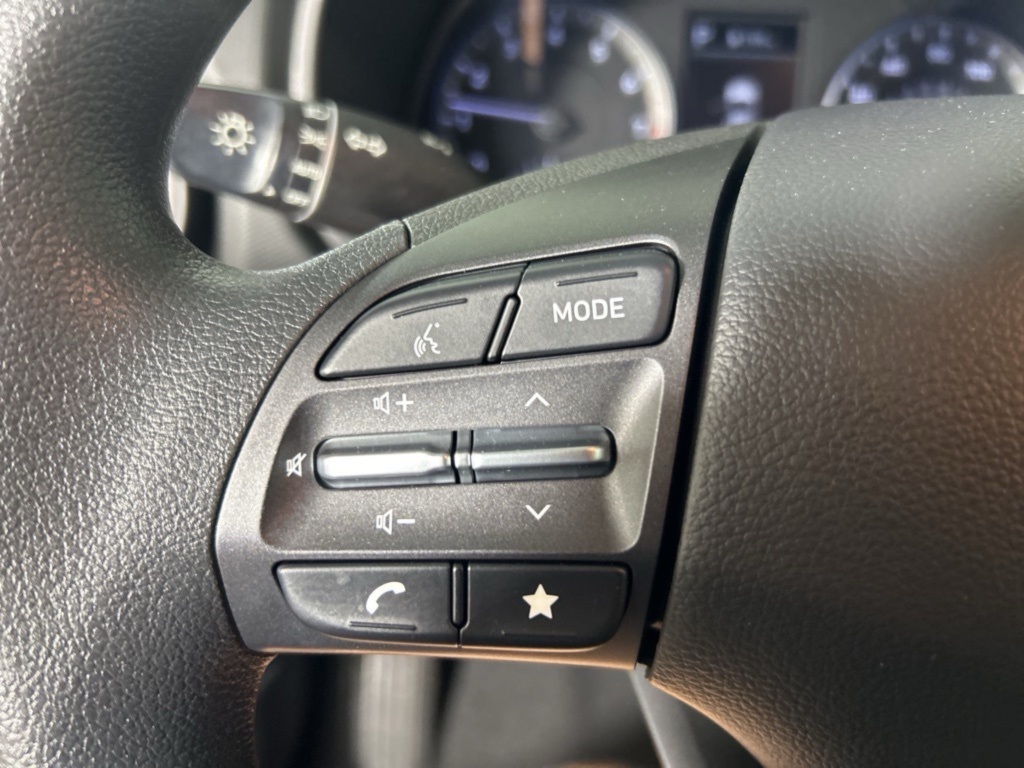 2023 Hyundai Kona SEL photo 11