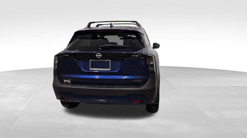 2025 Nissan Kicks SV photo 4