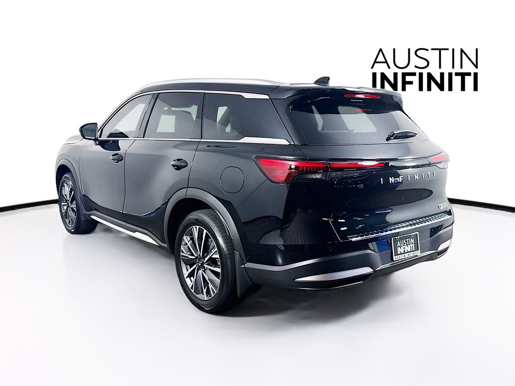 2026 Infiniti QX60 Luxe photo 3
