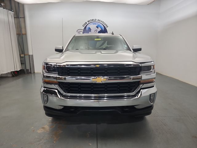 2017 Chevrolet Silverado 1500 LT photo 7