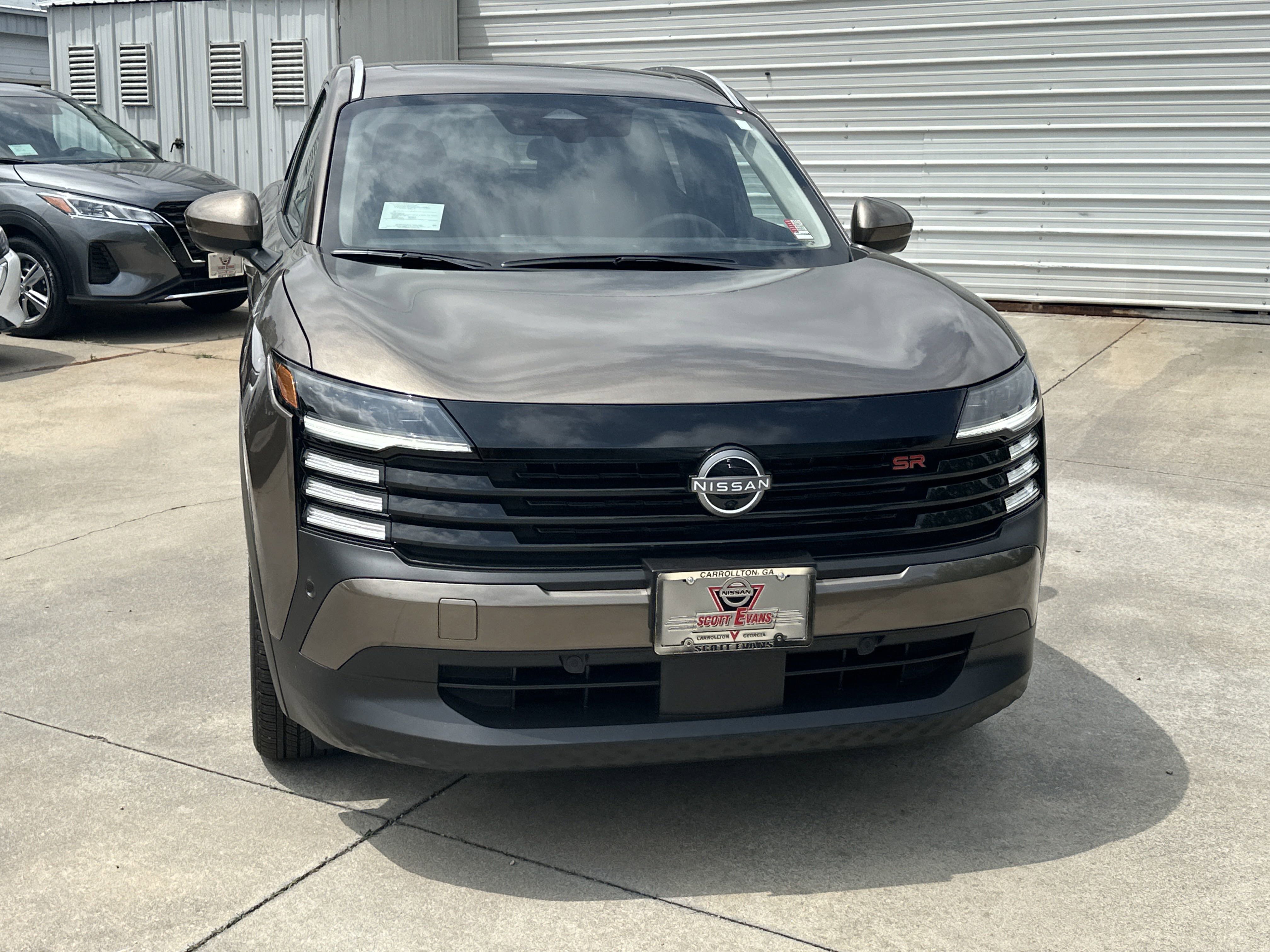 2025 Nissan Kicks SR photo 3