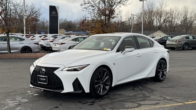 2023 Lexus IS 350 F SPORT's photo