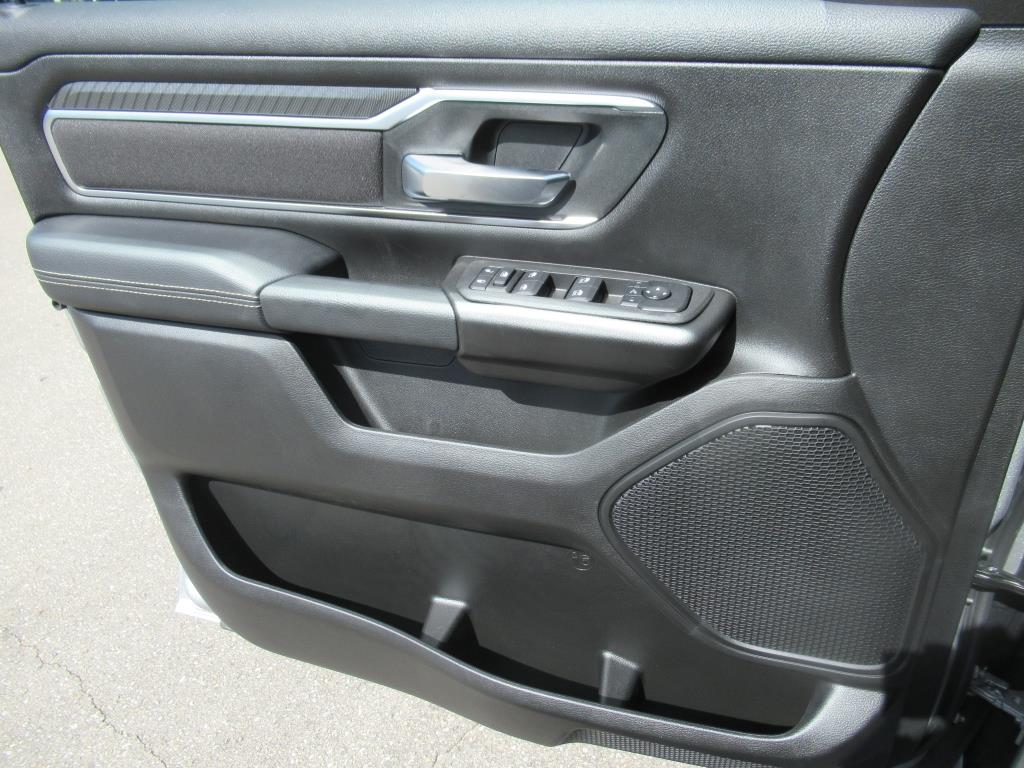 2025 Ram 1500 Big Horn Lone Star photo 26