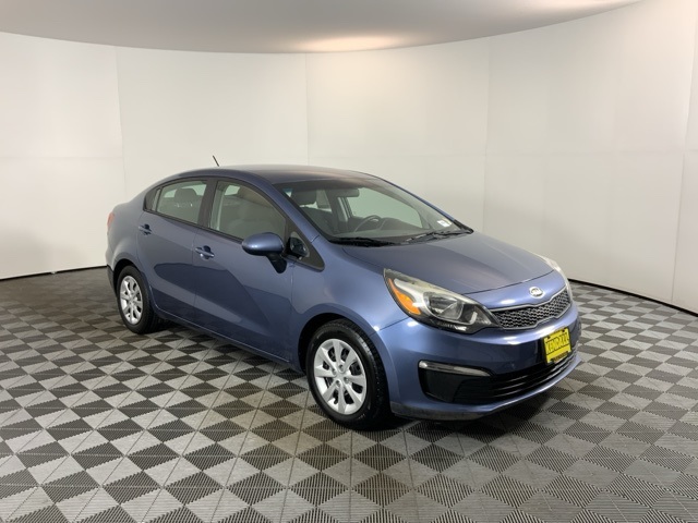 Used 2016 Blue Kia LX image 3