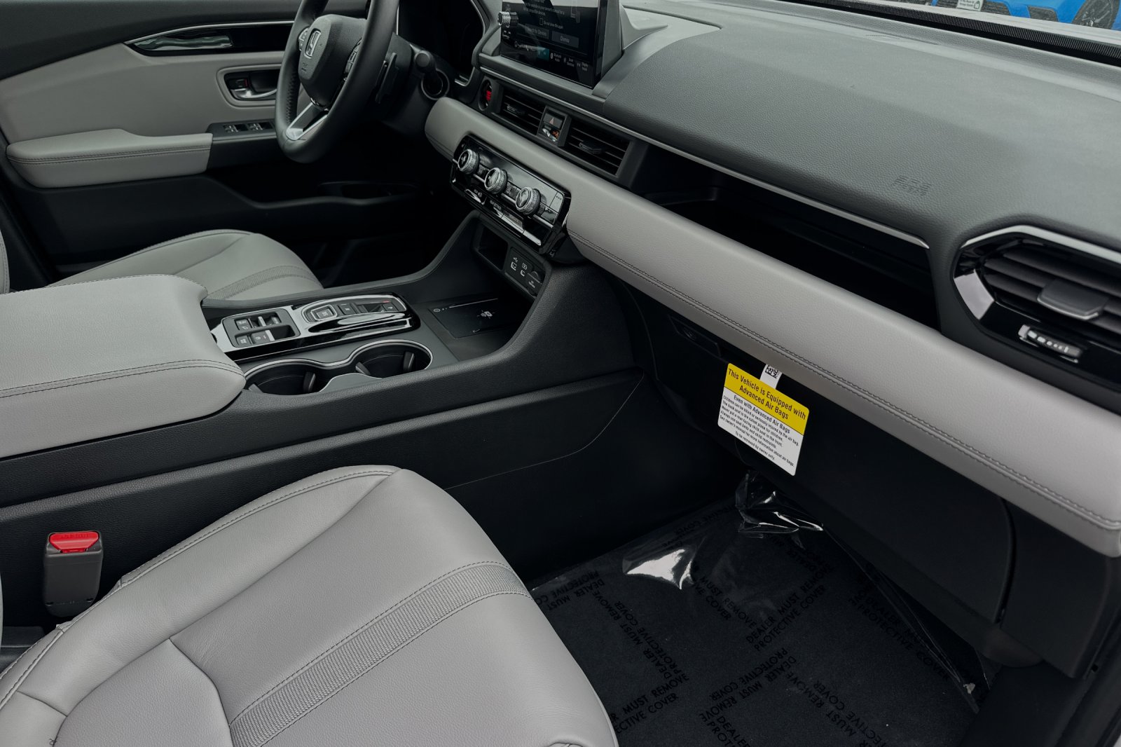 2025 Honda Pilot Touring photo 18