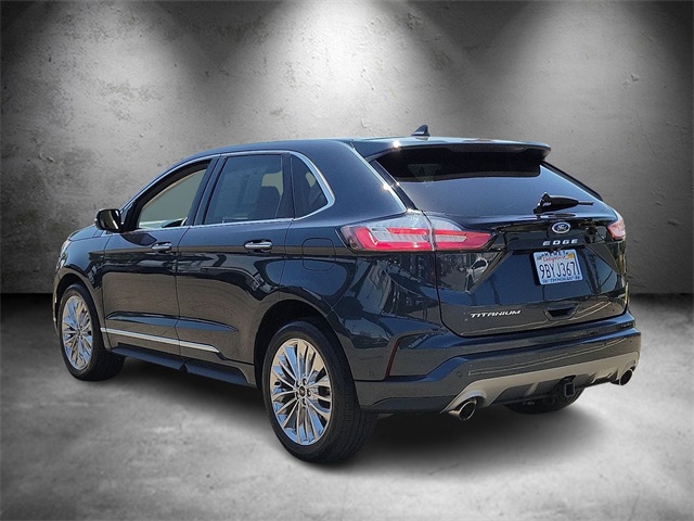 2022 Ford Edge Titanium photo 4