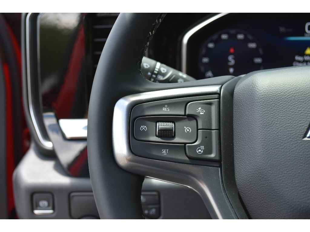 2025 Chevrolet Silverado 1500 LT photo 19
