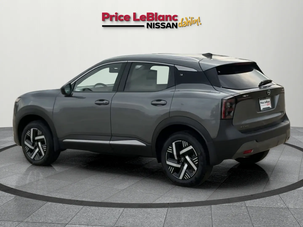 2026 Nissan Kicks SV photo 4