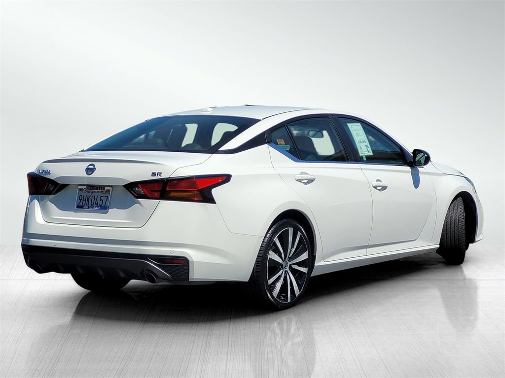 2021 Nissan Altima 2.5 SR photo 4
