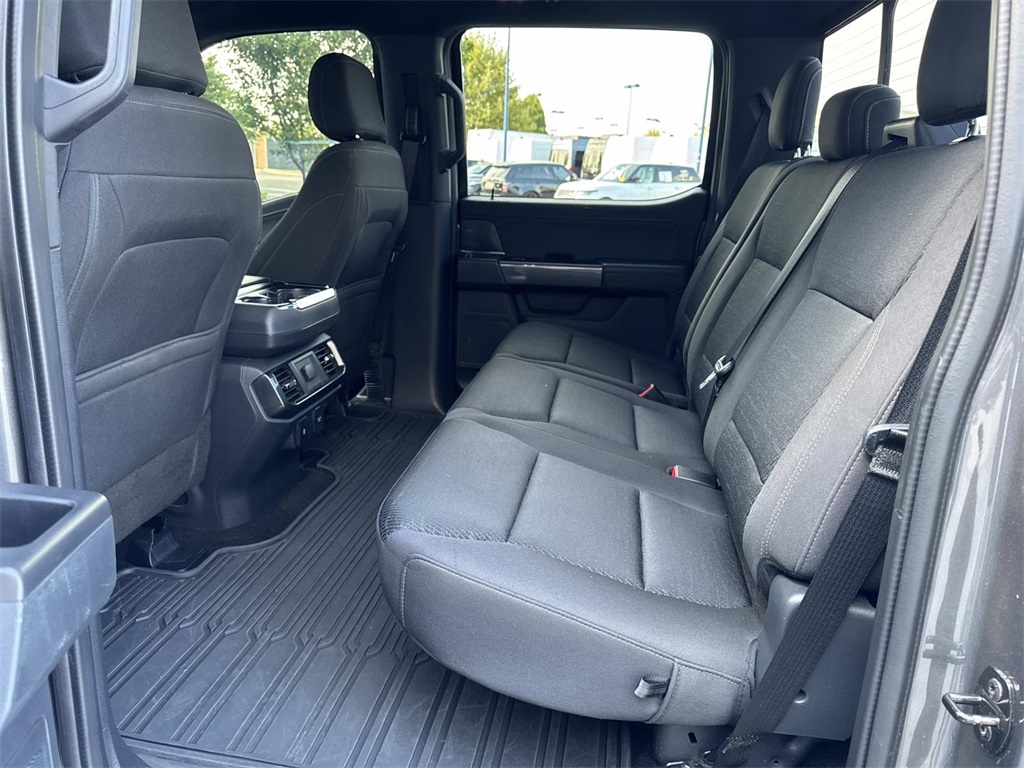 2021 Ford F-150 XLT photo 14