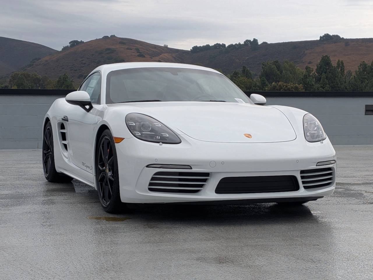 2025 Porsche Cayman S photo 7