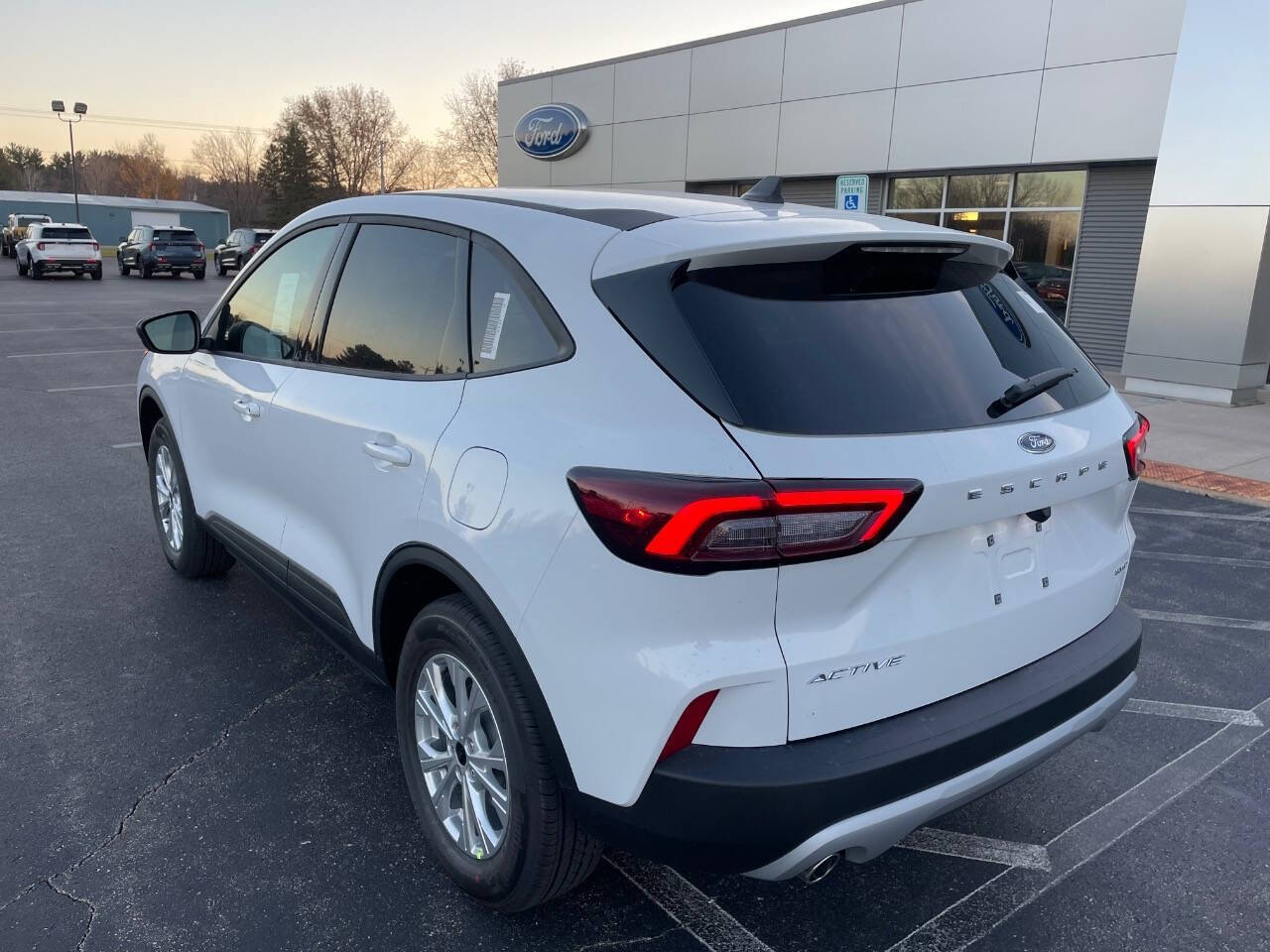 2026 Ford Escape Active photo 4