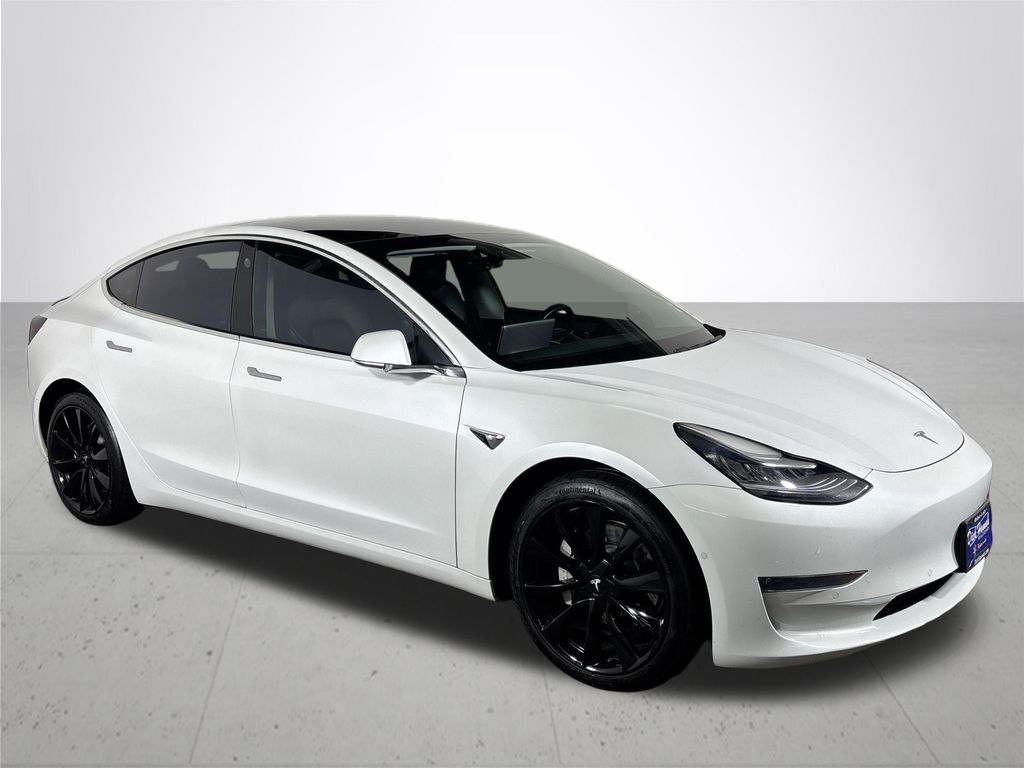 2020 Tesla Model 3 Long Range photo 4