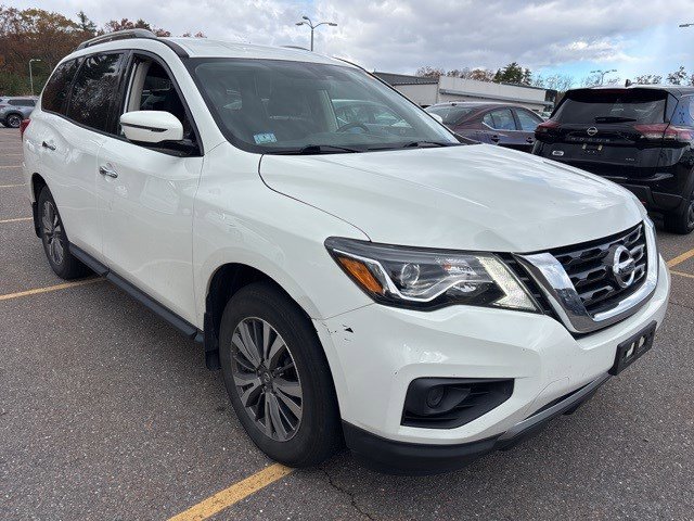 2018 Nissan Pathfinder S