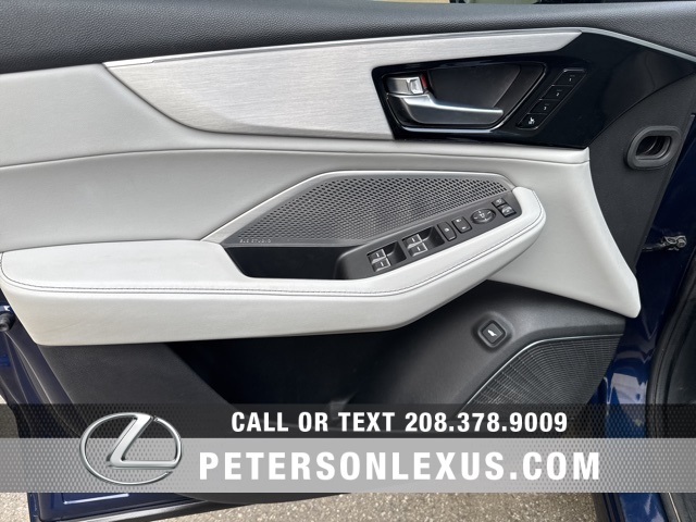 2022 Acura MDX Technology SH-AWD photo 22