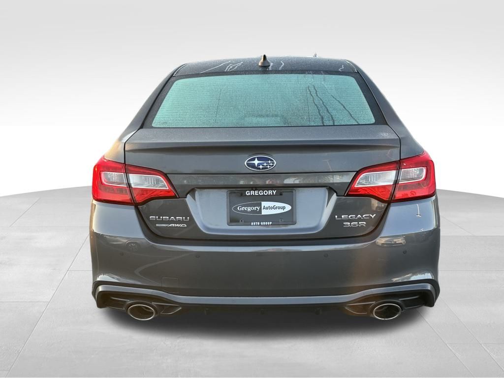 2018 Subaru Legacy 3.6R photo 4