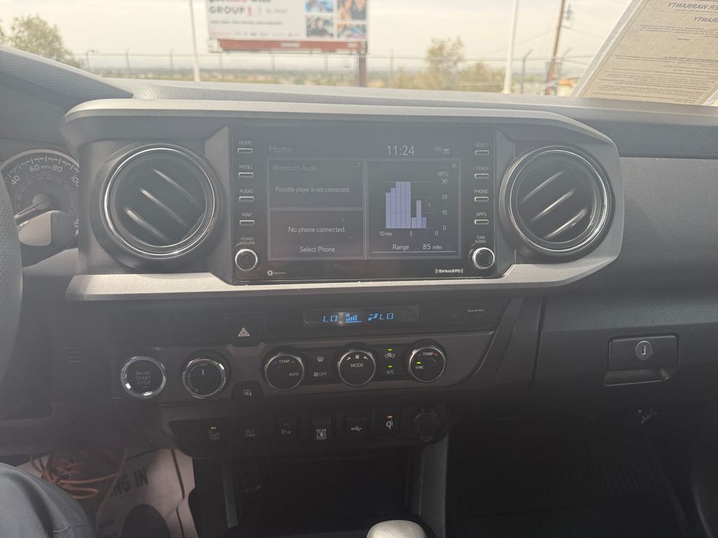 2023 Toyota Tacoma TRD Off-Road photo 11