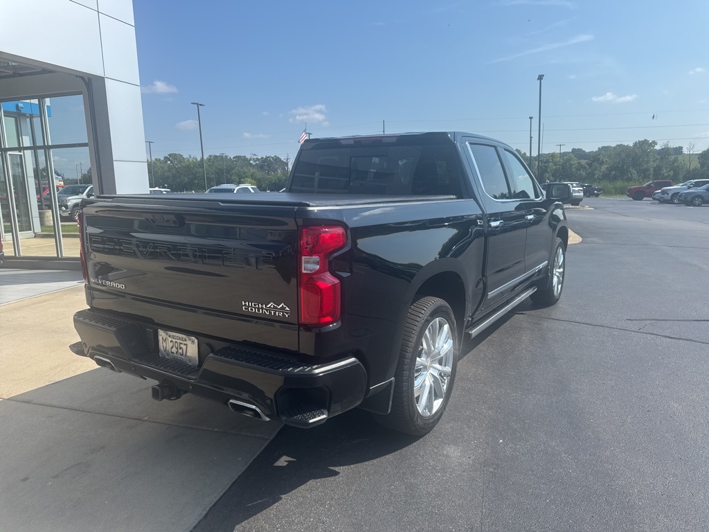 2024 Chevrolet Silverado 1500 High Country photo 7