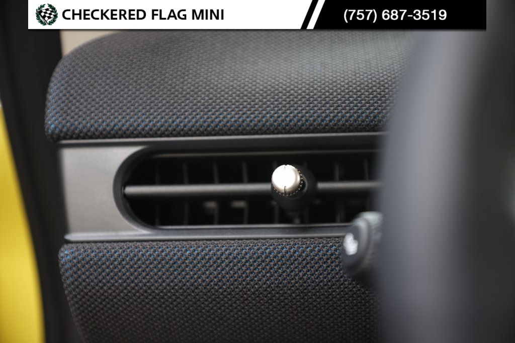 2025 Mini Cooper Hardtop S photo 34