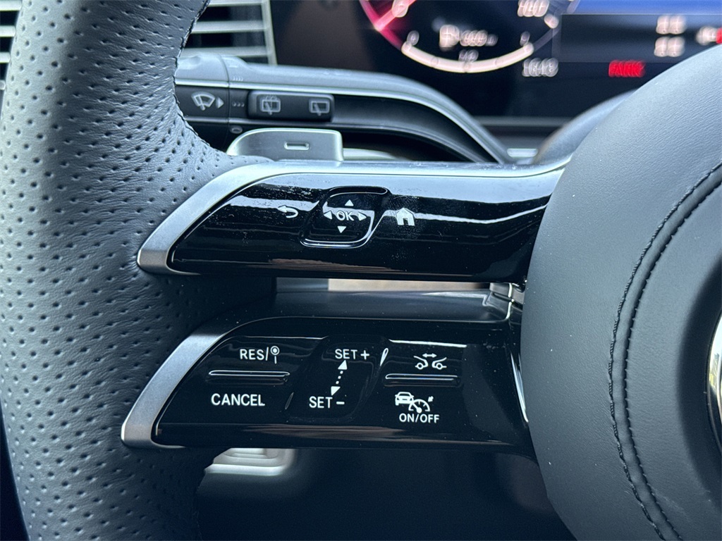 2025 Mercedes Benz GLS 450 4MATIC photo 26