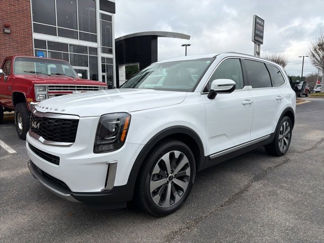 2022 Kia Telluride S's photo