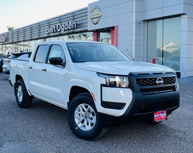 2026 Nissan Frontier S's photo