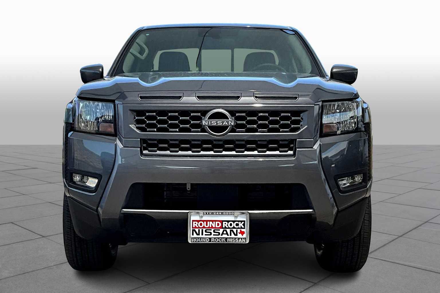 2025 Nissan Frontier SV photo 3
