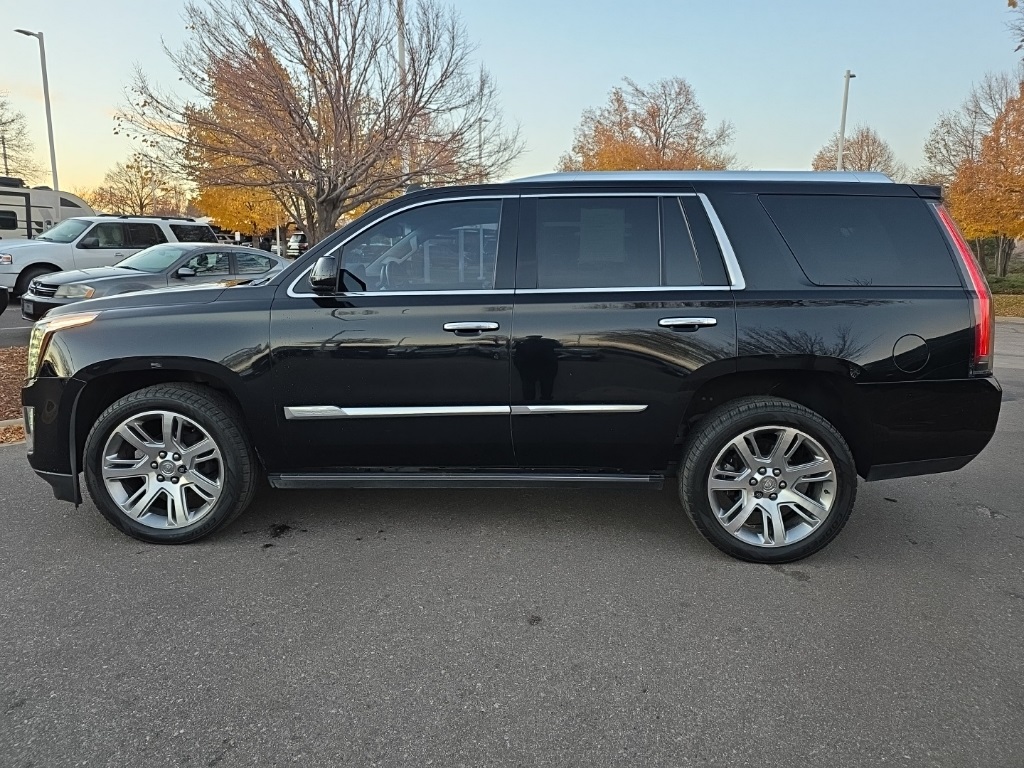 2015 Cadillac Escalade Premium photo 3
