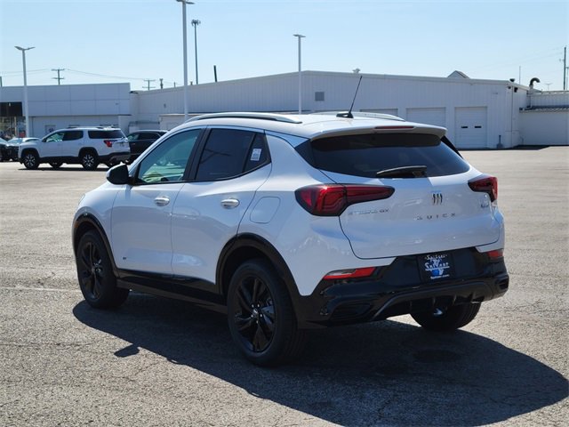 2025 Buick Encore GX Sport Touring photo 6