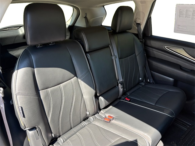 2020 Infiniti QX60 Luxe photo 28