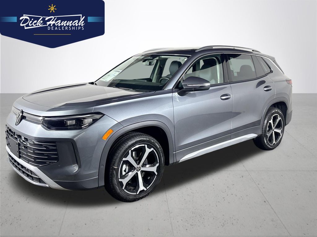 2025 Volkswagen Tiguan SE's photo