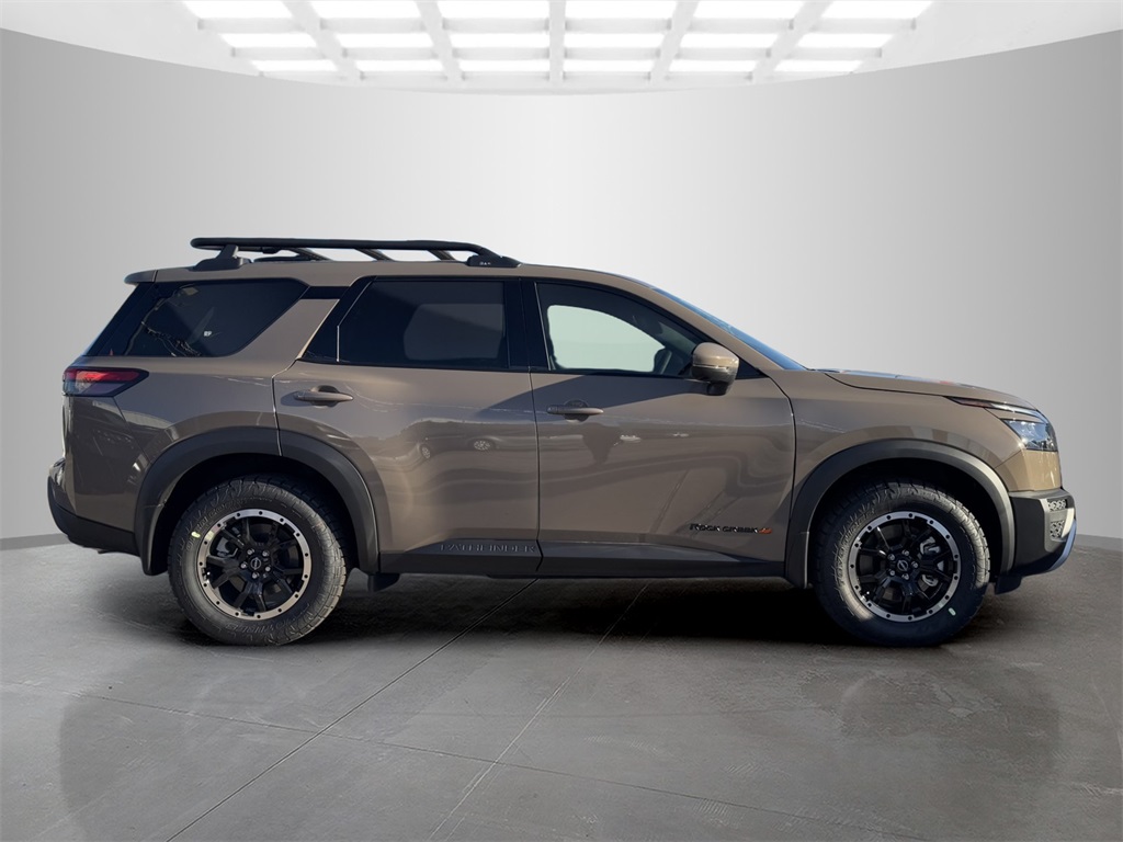 2025 Nissan Pathfinder Rock Creek photo 4