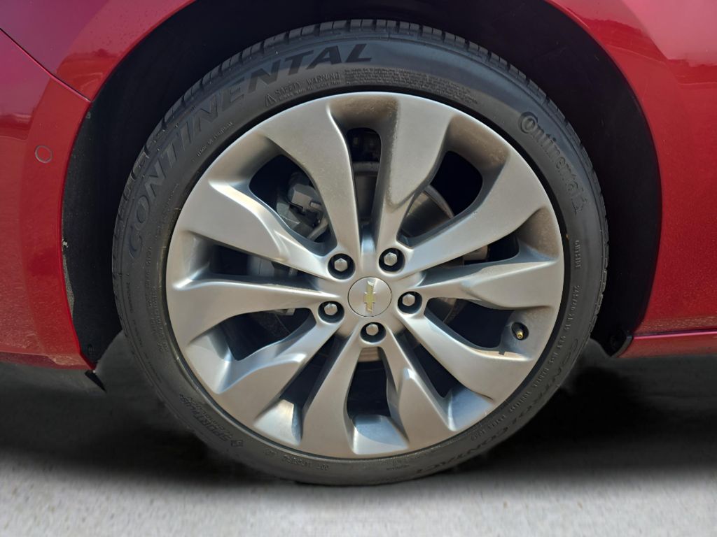2017 Chevrolet Malibu Premier photo 9