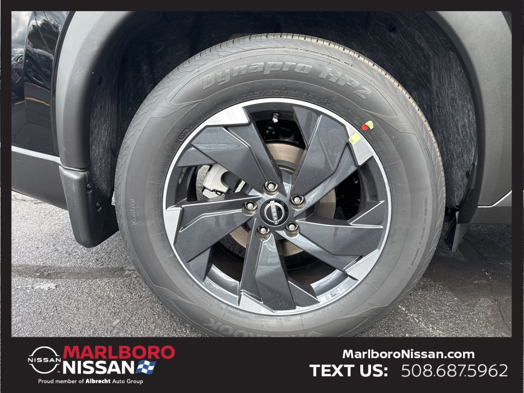 2026 Nissan Rogue SV photo 9