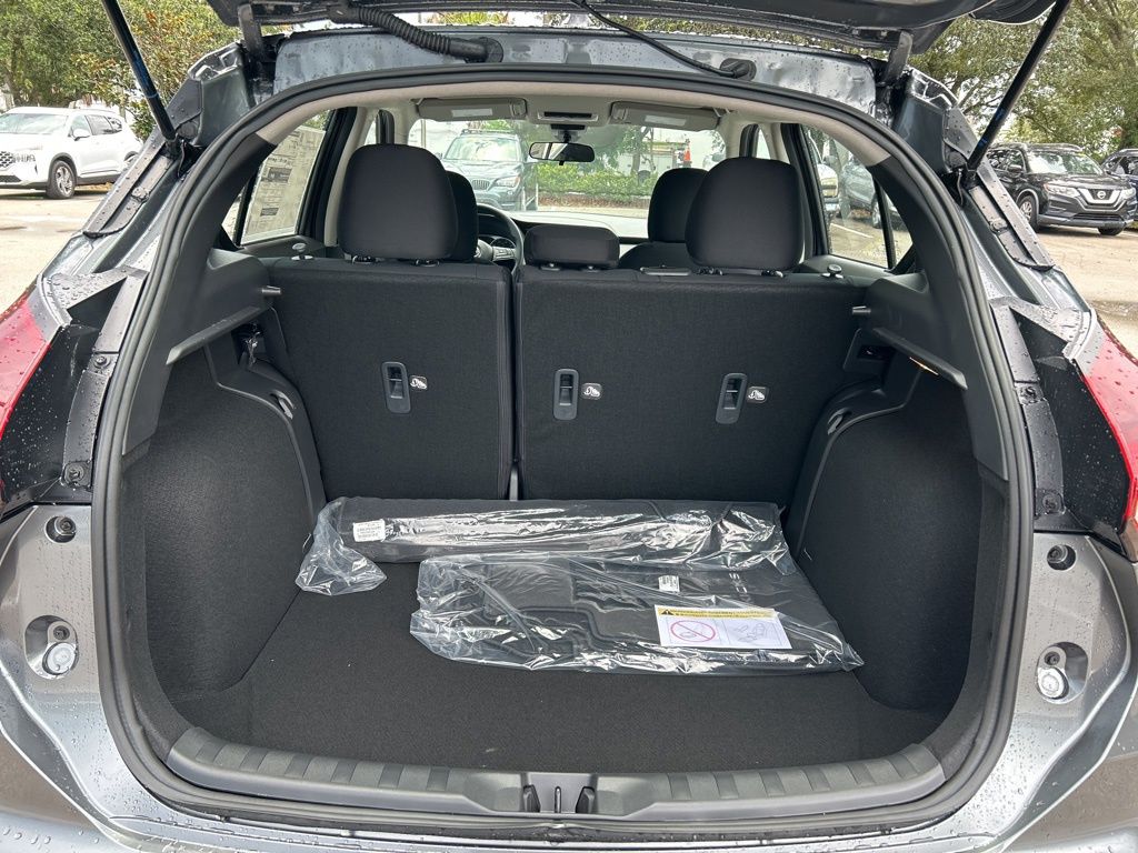 2025 Nissan Kicks Play S photo 36