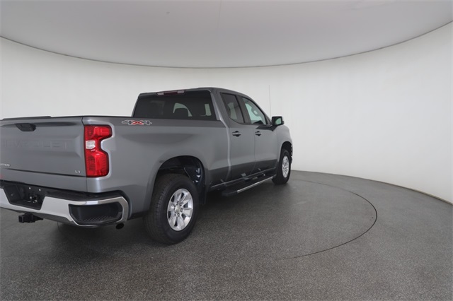 2019 Chevrolet Silverado 1500 LT photo 17